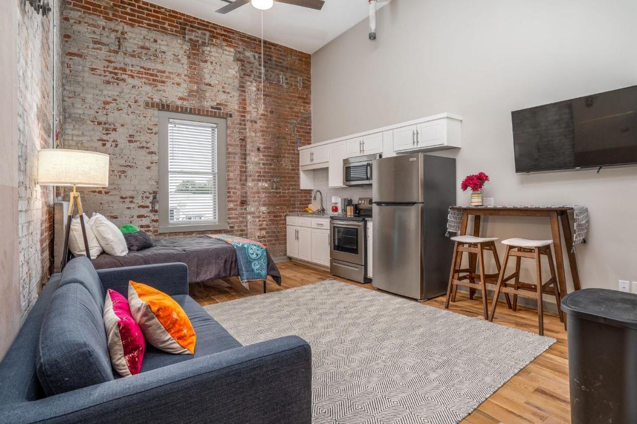 The Davis Lofts At Main Street - Unit 3D Apartment Rocky Mount Exterior photo